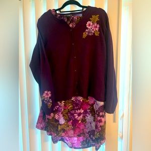 Beautiful 2 Piece Suit . Great detail on sleeve